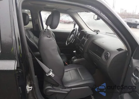 2016 Jeep Patriot High Altitude Edition z USA, uszkodzony, nr VIN 1C4NJRFB1GD805590